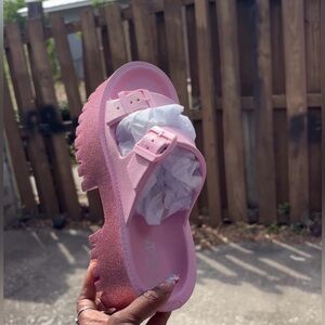 PRETTY PINK PLATFORM SANDALS 🩷🩷🩷
